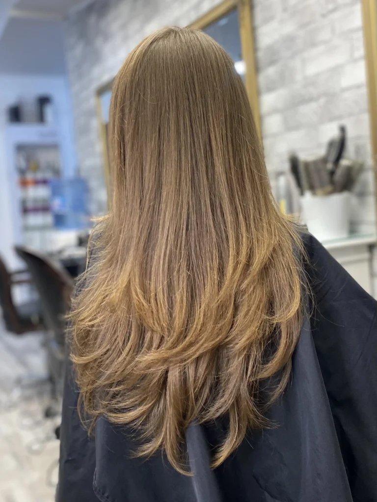 tunsoare fluture facuta la salonul Ellisium Iasi